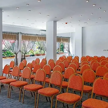 александра מלון 3*