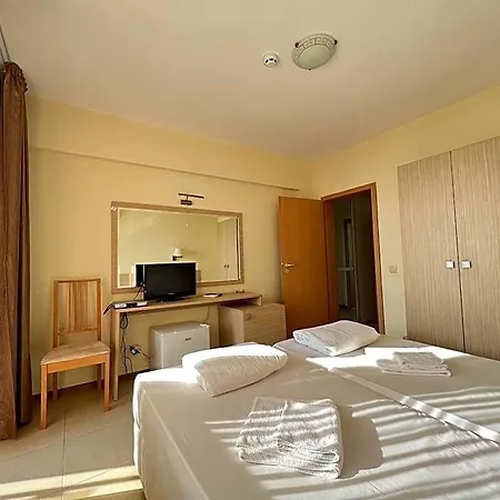 александра Hotel